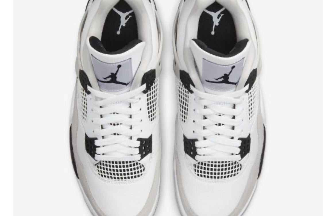 Air Jordan 4 "Military Black"
