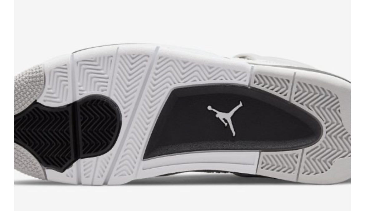 Air Jordan 4 "Military Black"